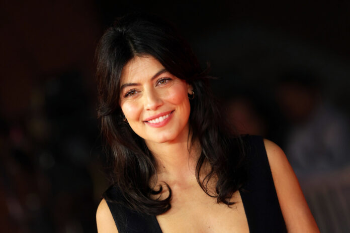 Alessandra-Mastronardi-Il-Ministero-dell-Amore-Festa-del-Cinema-di-Roma-Red-Carpet-Cov